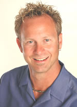 ronphoto.jpg (4989 bytes)
